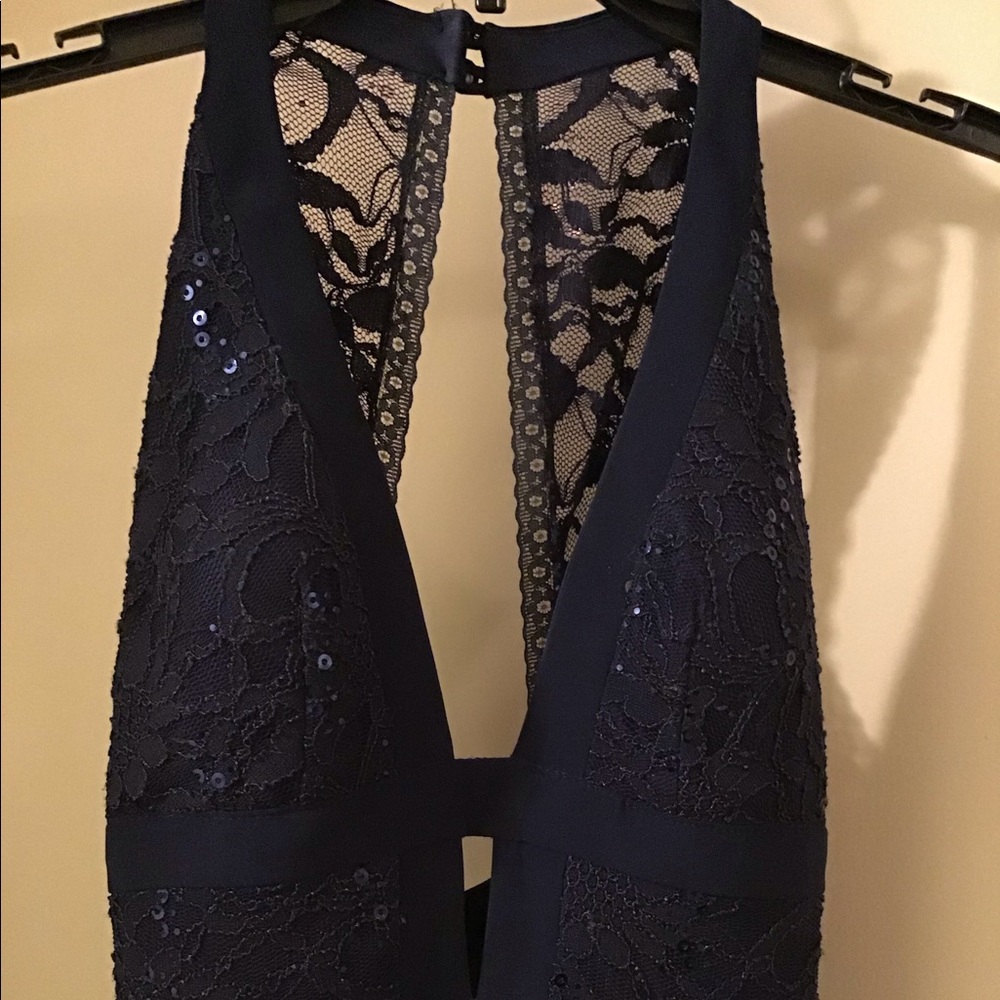 Elegant Navy Blue Gown 0/00